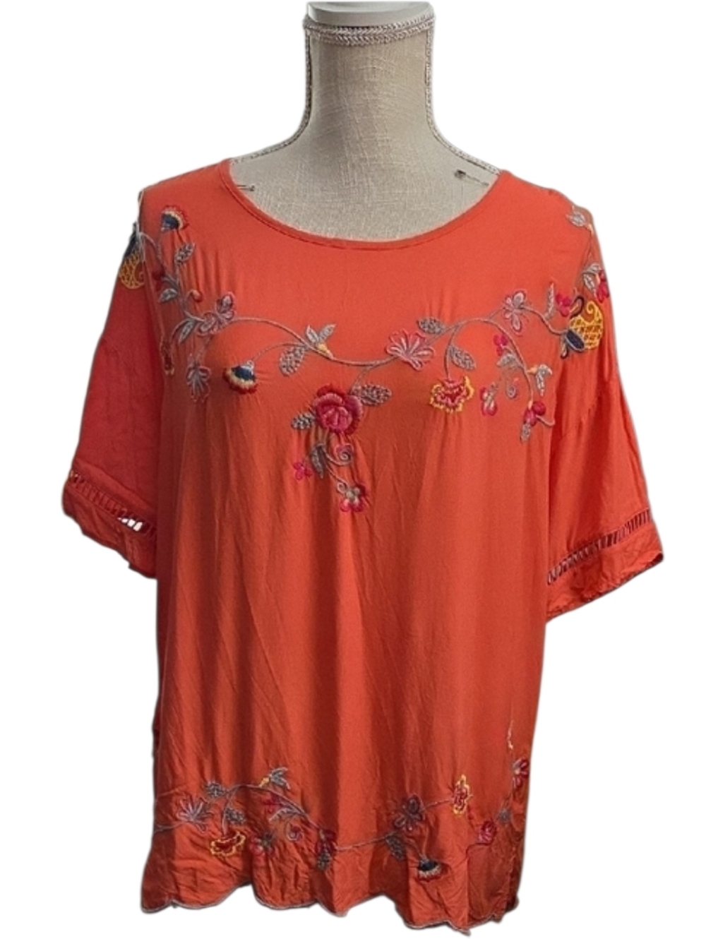 Time and Tru Coral Embroidered Short-Sleeve Tunic - Picture 2 of 5